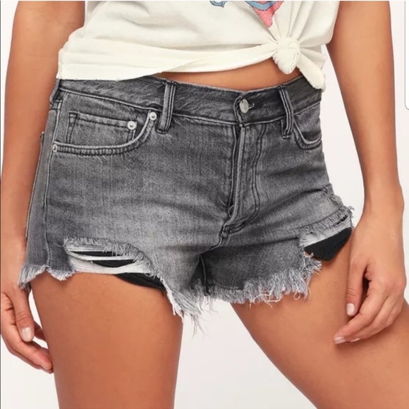 Free People Black/gray distressed Shorts NWT - Picture 3 of 8
